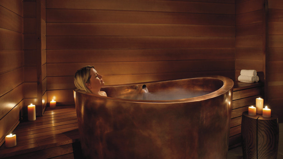 加州太浩湖丽思卡尔顿酒店 THE RITZ-CARLTON, LAKE TAHOE_Copper Tub.jpg