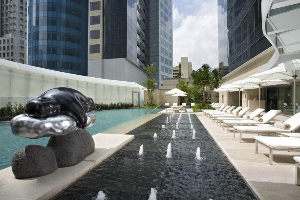 新加坡瑞吉酒店 he St. Regis Singapore_4)The St. Regis Singapore—Tropical Spa Pool 拍攝者.jpg