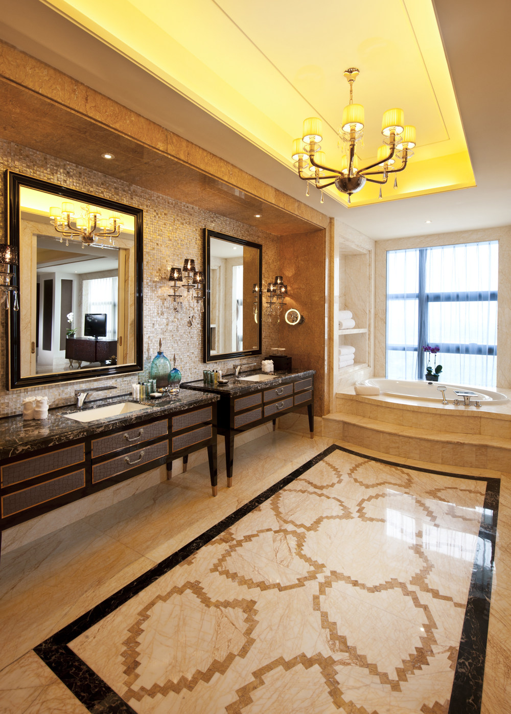 广州白云万达希尔顿酒店官摄版(Hilton Guangzhou Baiyun)(CCD)_广州白云万达希尔顿酒店Bathroom.jpg