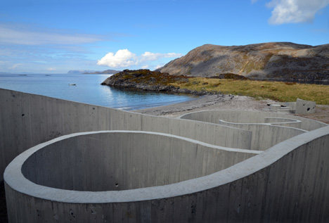 Havøysund Tourist Route by Reiulf Ramstad Archite_Dezeen_Havoysund-Tourist-Route-by-Reiulf-Ramstad-Architects_4.jpg