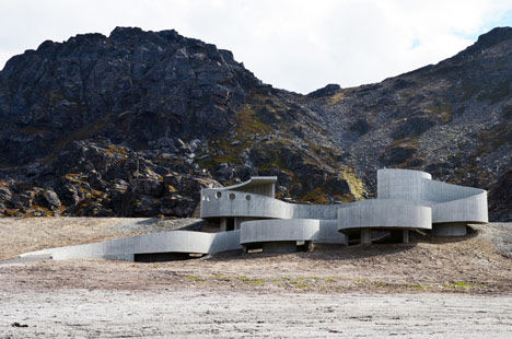 Havøysund Tourist Route by Reiulf Ramstad Archite_Dezeen_Havoysund-Tourist-Route-by-Reiulf-Ramstad-Architects_8.jpg