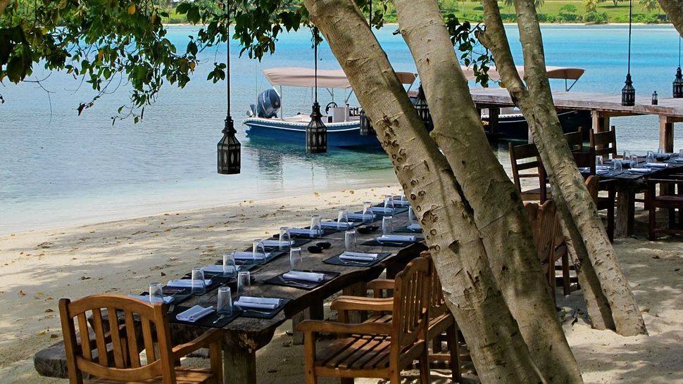 瓦努阿图ratua私人岛屿度假村 Ratua Private Island_007850-09-Beach_Tables.jpg