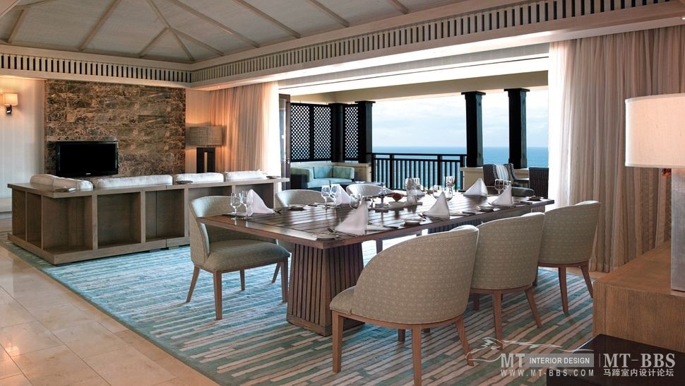 费尔蒙辛巴利度假村 Fairmont Zimbali Resort_007561-11-guestroom-dining.jpg