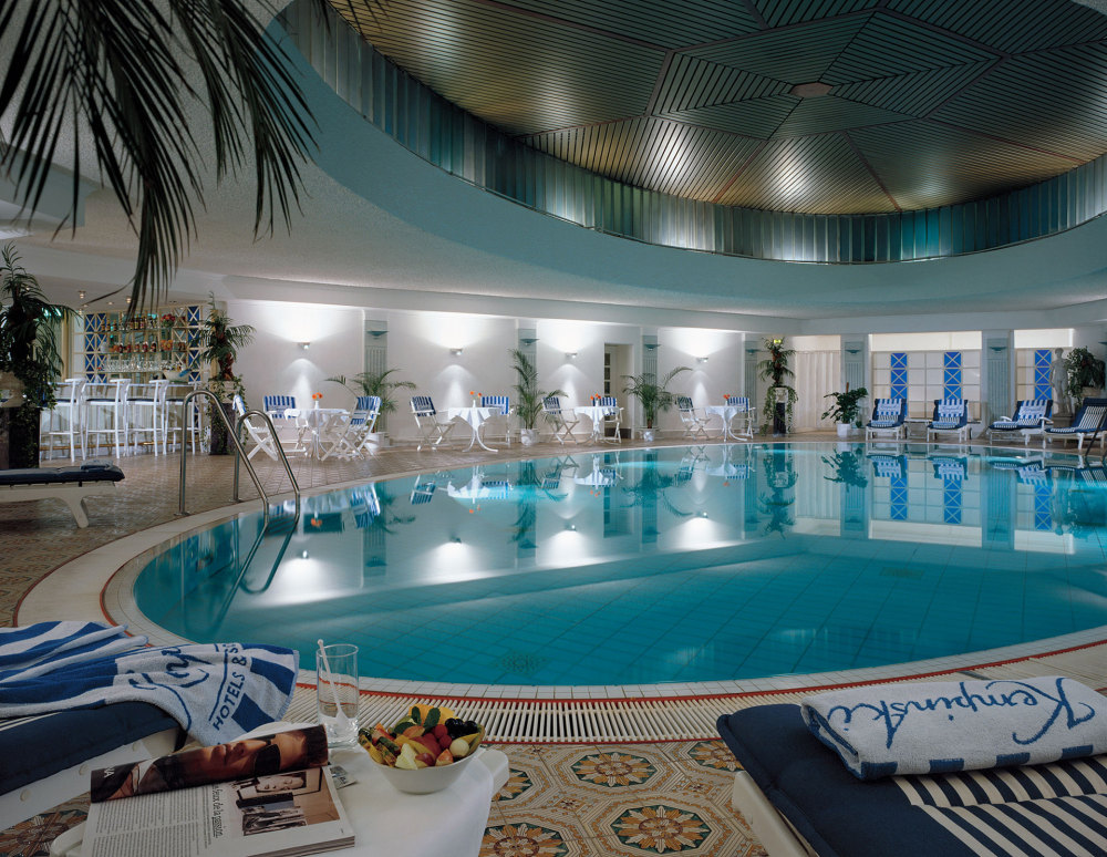 柏林布里斯托尔凯宾斯基酒店 Kempinski Hotel Bristol Berlin_Print_BER1Pool.jpg