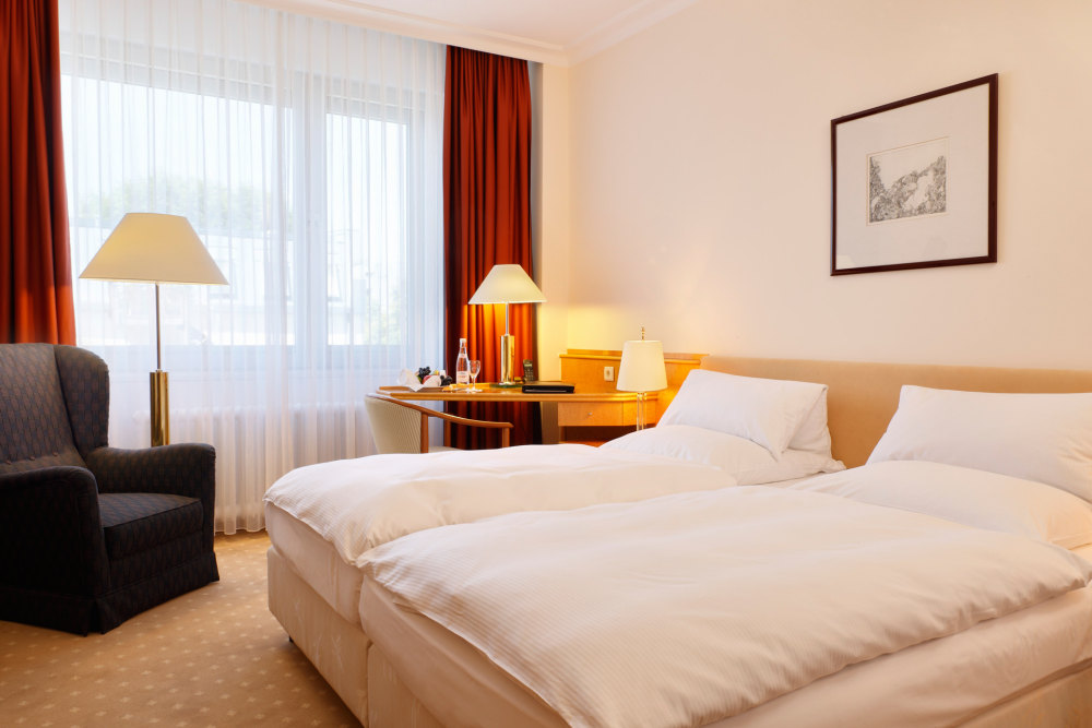 柏林布里斯托尔凯宾斯基酒店 Kempinski Hotel Bristol Berlin_Print_BER1StandardRoomC1K.jpg