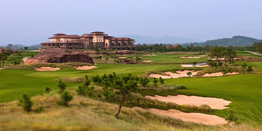 清远狮子湖喜来登度假酒店(Sheraton Qingyuan Lion Lake Resort)(WATG)_Golf - Rendering.jpg