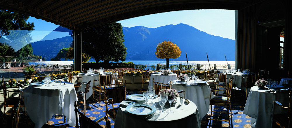 意大利米兰科莫湖埃斯特庄园 Villa d’Este_Veranda_Restaurant.jpg