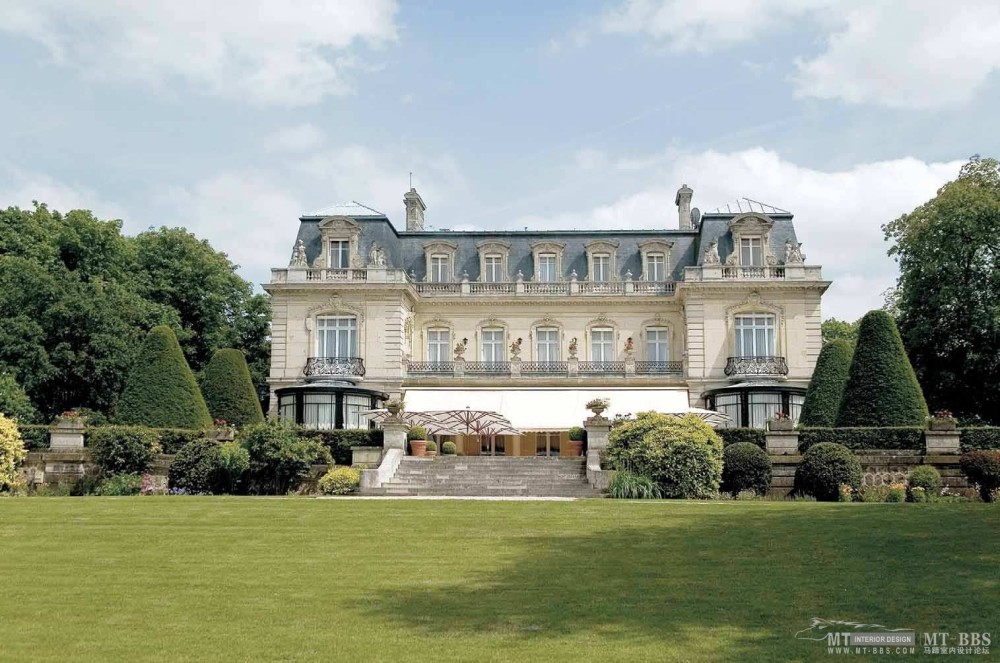法国克莱耶尔酒店 (1).jpg