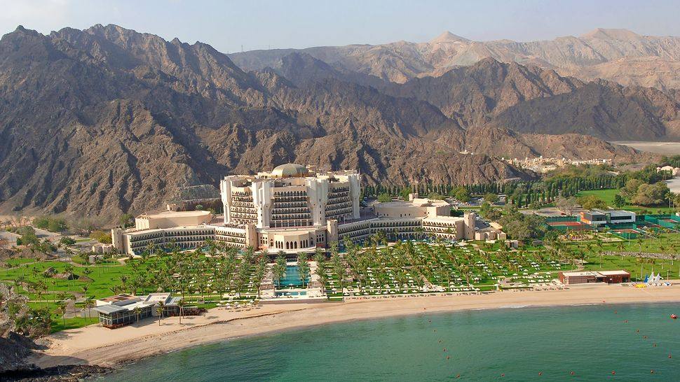 阿曼马斯喀特Al Bustan Palace丽思卡尔顿酒店_Al Bustan Palace, a Ritz-Carlton Hotel — Muscat, Oman.jpg