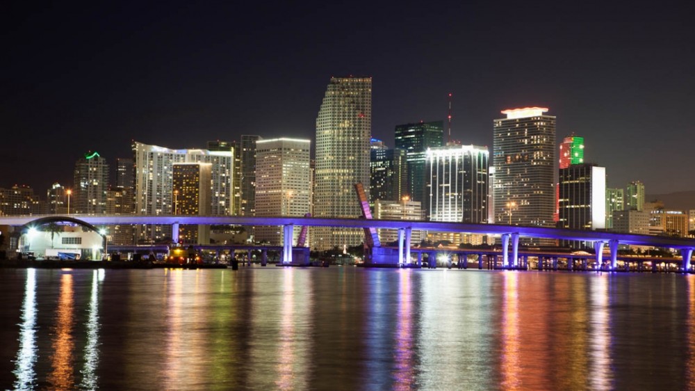 Yabu新作品-佛罗里达巴尔港瑞吉酒店 The St. Regis Bal Harbour Resort_iStock_000015543344Medium_1_1071_602_s_c1.jpg