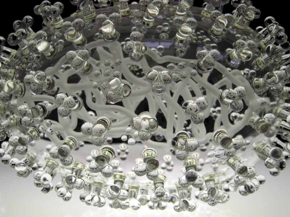 路克·杰拉姆的玻璃微生物学雕塑_lj_160712_14.jpg