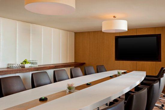 阿布扎比威斯汀酒店 Westin Abu Dhabi_boardroom_lg.jpg