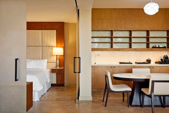 阿布扎比威斯汀酒店 Westin Abu Dhabi_junior-suite_lg.jpg