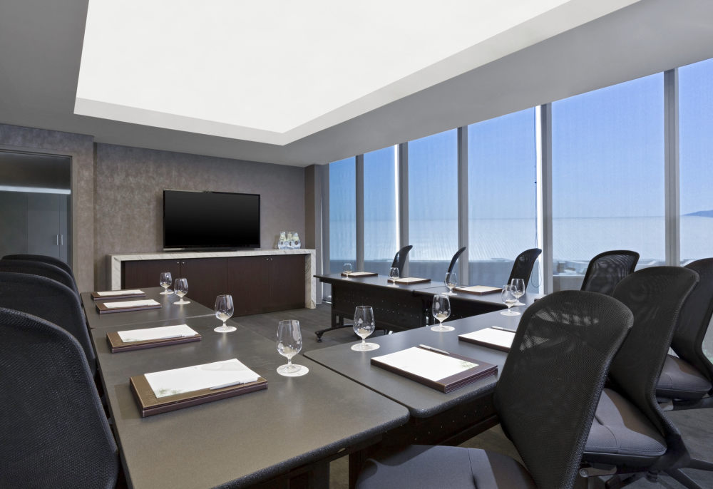 墨西哥瓜达拉哈拉威斯汀 The Westin Guadalajara_\'\'Tequila\'\' Boardroom - U-shape setting.jpg