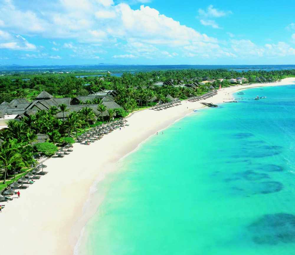 毛里求斯Constance Belle Mare Plage度假酒店_phoca_thumb_l_BMPAerialView1.jpg