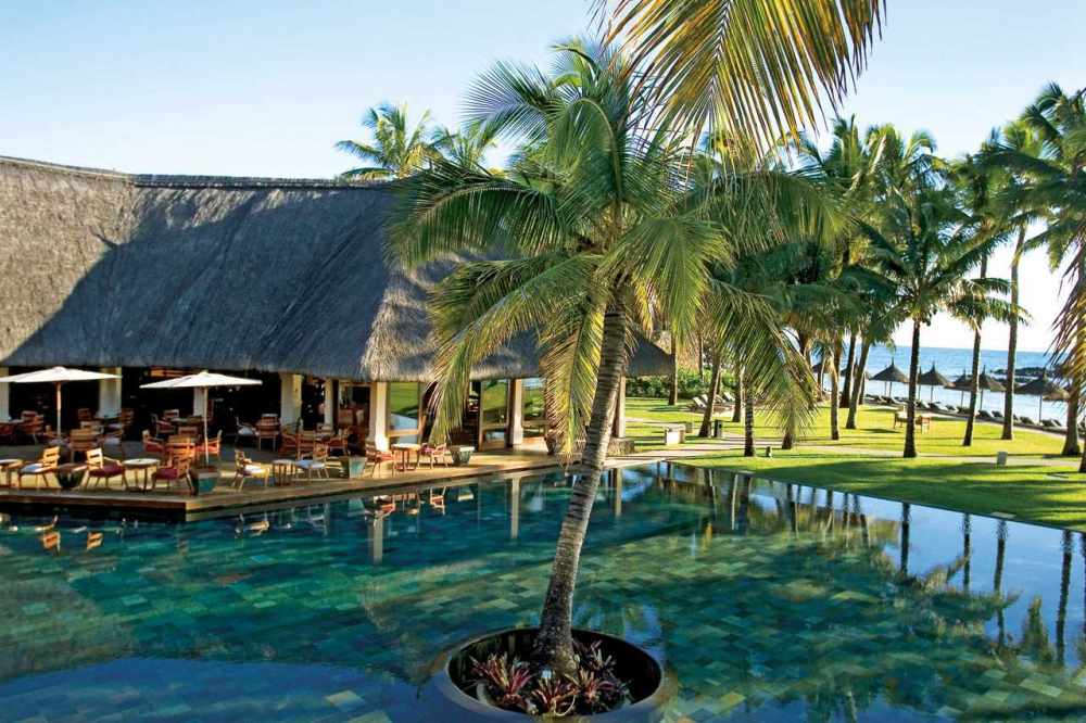 毛里求斯Constance Belle Mare Plage度假酒店_phoca_thumb_l_BMPBS-Pool&Bar.jpg