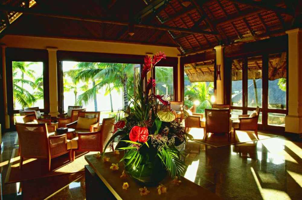毛里求斯Constance Belle Mare Plage度假酒店_phoca_thumb_l_BMPDSReceptnLobby.jpg