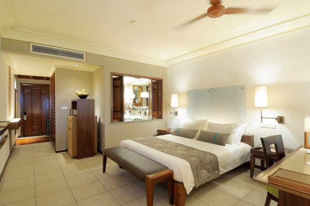 毛里求斯Constance Belle Mare Plage度假酒店_phoca_thumb_l_CBMPBP11_JSuite_MkUp3.jpg