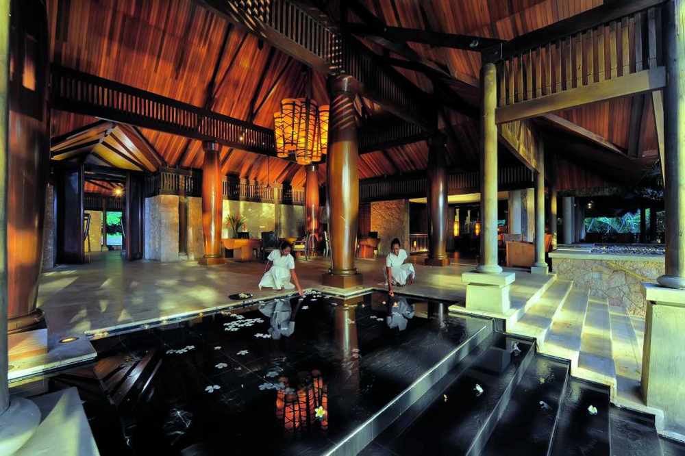 塞舌尔康斯坦茨利莫里亚度假村 Constance Lémuria Resort_phoca_thumb_l_CLRPBP11_Lobby01.jpg