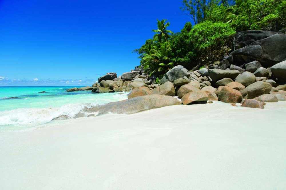 塞舌尔康斯坦茨利莫里亚度假村 Constance Lémuria Resort_phoca_thumb_l_CLRPBS09_Beach8.jpg
