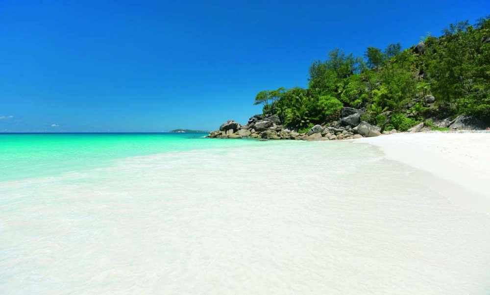 塞舌尔康斯坦茨利莫里亚度假村 Constance Lémuria Resort_phoca_thumb_l_CLRPBS09_Beach11.jpg