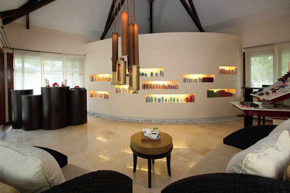 塞舌尔康斯坦茨利莫里亚度假村 Constance Lémuria Resort_phoca_thumb_l_CLRPLLShiseido31.jpg