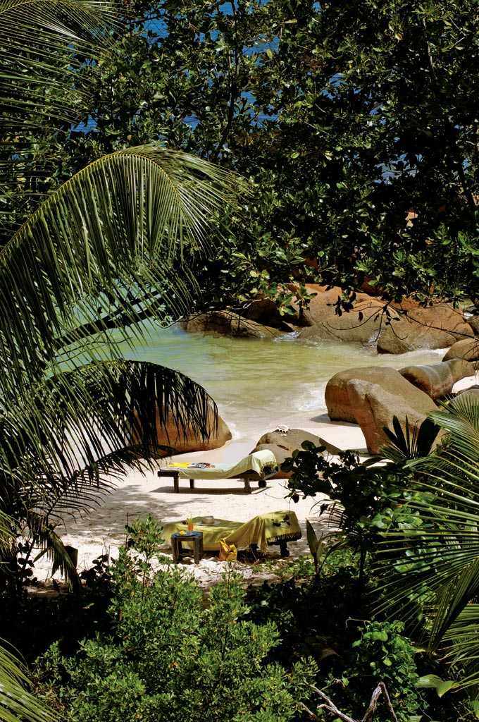 塞舌尔康斯坦茨利莫里亚度假村 Constance Lémuria Resort_phoca_thumb_l_LRPDS-PetiteAnse1.jpg