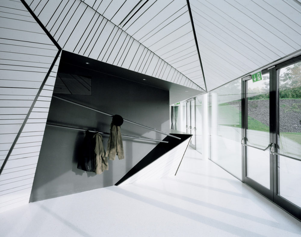 奥地利的现代教堂- OASE  \ x architekten_029-tmua-garderobe-01_schreyerdavid.jpg