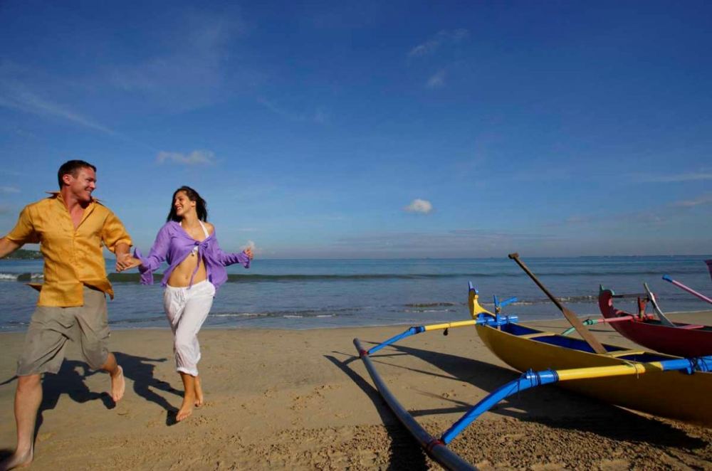 巴厘岛洲际度假酒店（InterContinental Bali Resort）_Jimbaran-Beach-1.jpg