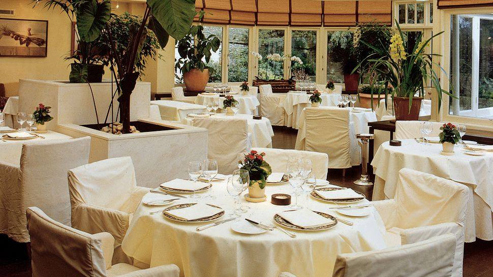 英国牛津米尔顿Le Manoir aux Quat'Saisons酒店_002647-06-restaurant.jpg