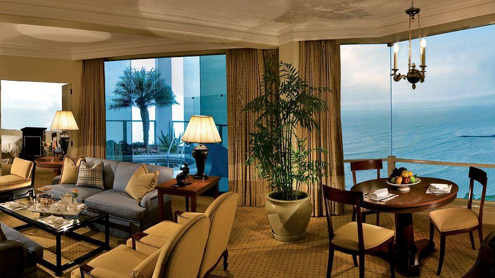 秘鲁利马米拉弗洛雷斯公园酒店 Miraflores Park Hotel_000116-09-Presidential-Suite-view-Pacific-ocean.jpg