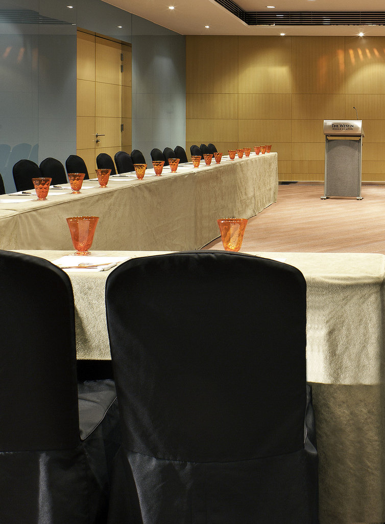 吉隆坡威斯汀酒店_10)The Westin Kuala Lumpur—Meeting set up 拍攝者.jpg