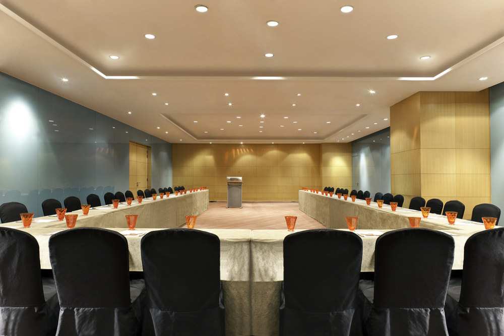 吉隆坡威斯汀酒店_90)The Westin Kuala Lumpur—Synergy shape - meeting set up 拍攝者.jpg