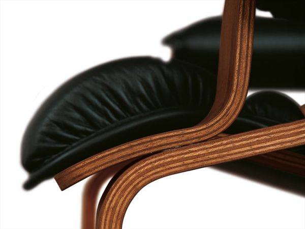 收藏的一些时尚家具 【单品白底，方便抠图做方案】_walnut-armchair3.jpg