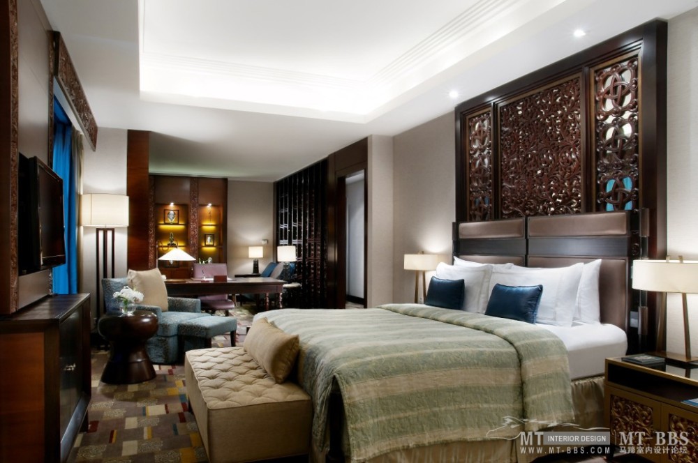 印尼泗水香格里拉大酒店(官方高清摄影) Shangri-La Hotel,Surabaya_SUR-Gallery-Surabaya-Suite-bedroom.jpg