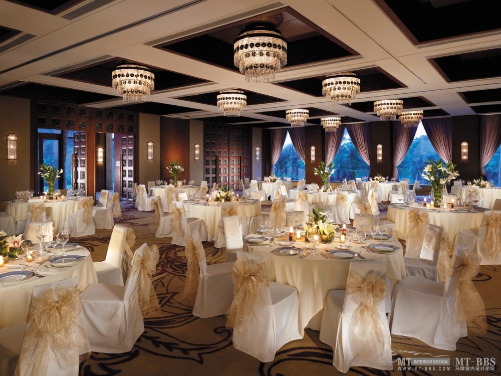 香格里拉长滩岛度假酒店(官方摄影) Shangri-La's Boracay_(N)64m001h - Sagana Ballroom Gala Dinner set-up.jpg