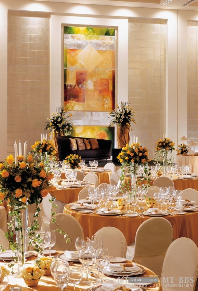 迪拜香格里拉大酒店(官方高清摄影) Shangri-La Hotel Dubai_SLDB-A1-Bader-Ballroom-Banquet-Set-up.jpg