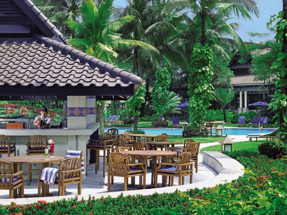 雅加达香格里拉大酒店 Shangri-La Hotel Jakarta_(N)16f042h - Pool Bar.jpg