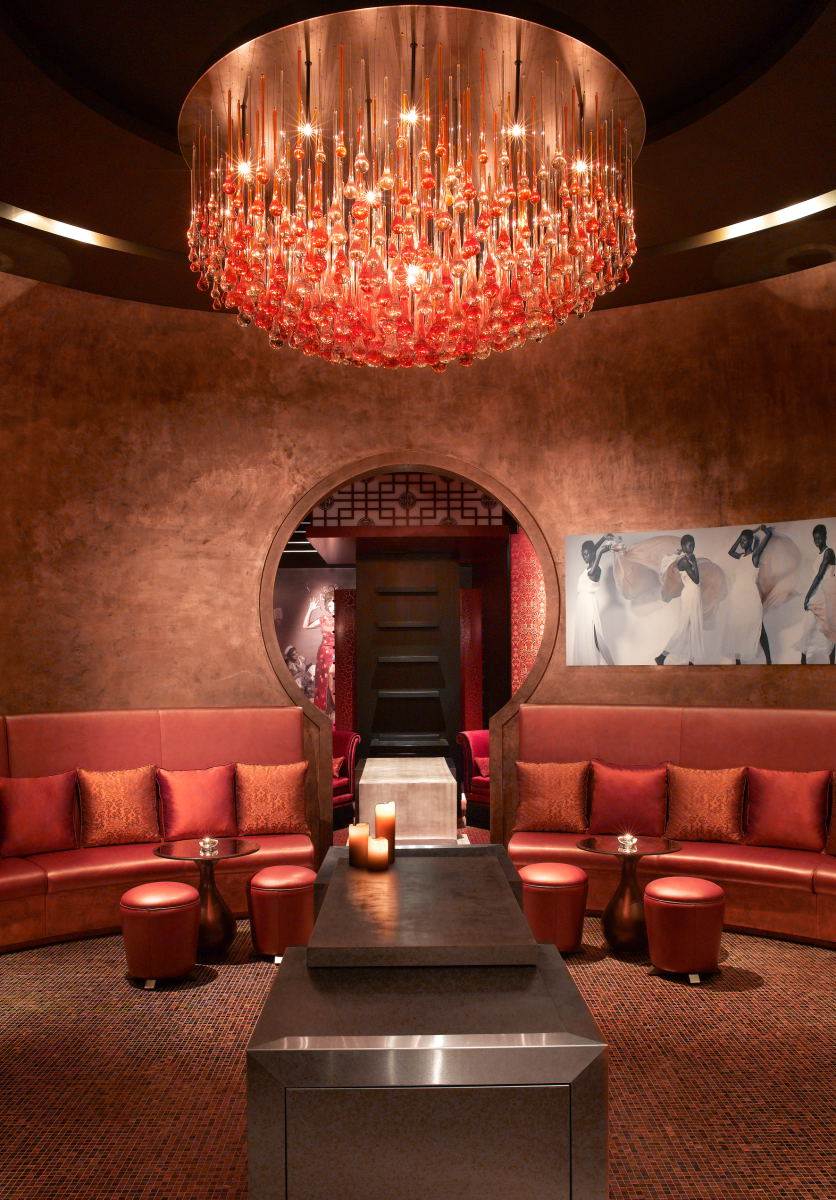 迪拜君悦酒店的酒吧设计 \ Hirsch Bedner Associates_DXBGH_TheLivingRoom_Sunken_Lounge.jpg