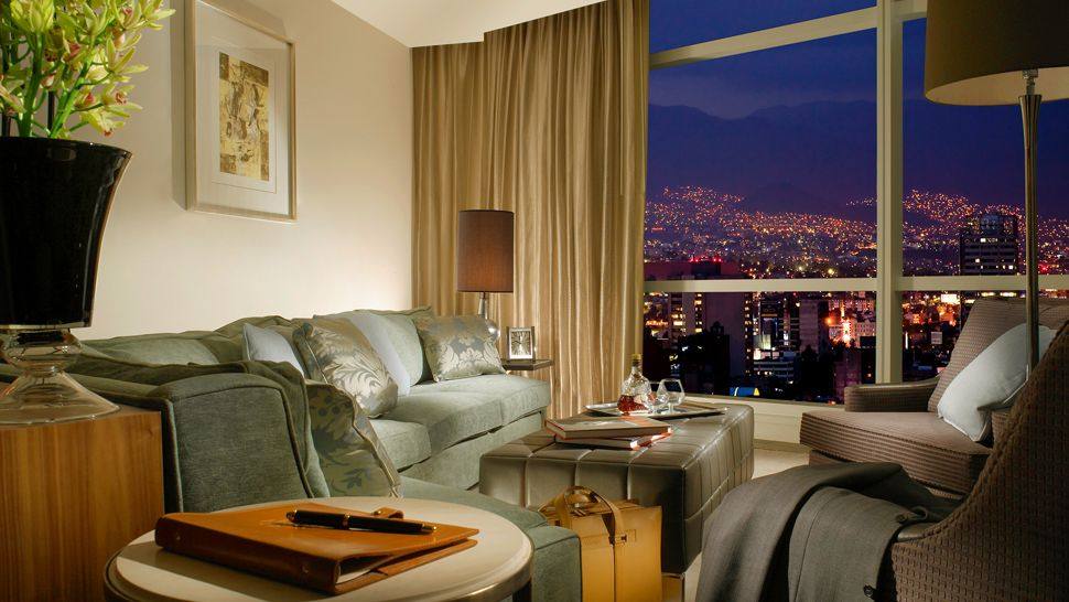 墨西哥城瑞吉酒店 The St. Regis Mexico City_006519-09-suite-city-night-view.jpg