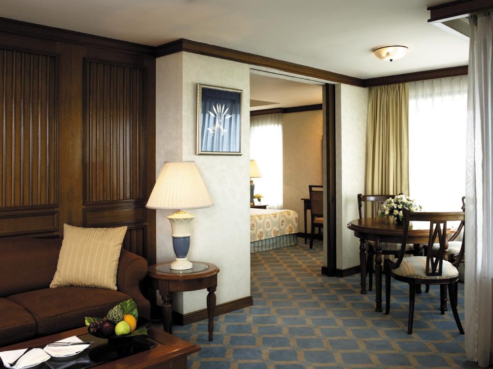 缅甸仰光盛贸饭店 Traders Hotel Yangon_THYN-Deluxe-Suite.jpg