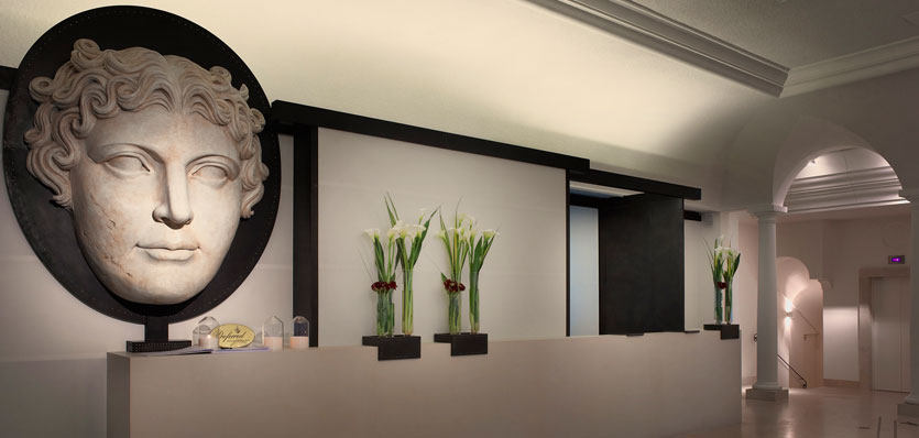 意大利罗马Gran Melia 酒店_01-gran-melia-roma-reception.jpg