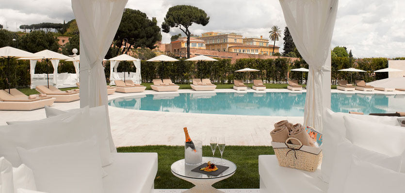 意大利罗马Gran Melia 酒店_19-gran-melia-roma-bali-bed-pool.jpg