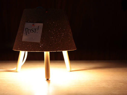 Studio Ninho灯具_Post-Luminaire-cork-lamp4.jpg
