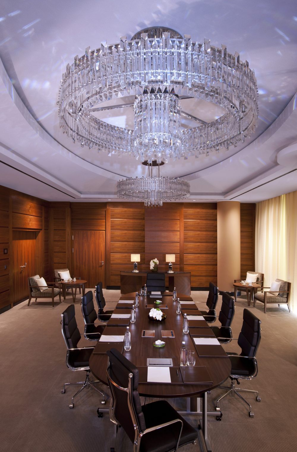 德国法兰克福卓美亚酒店 Jumeirah Frankfurt_Jumeirah_Frankfurt_-_Meeting_Room_Salon_1.jpg