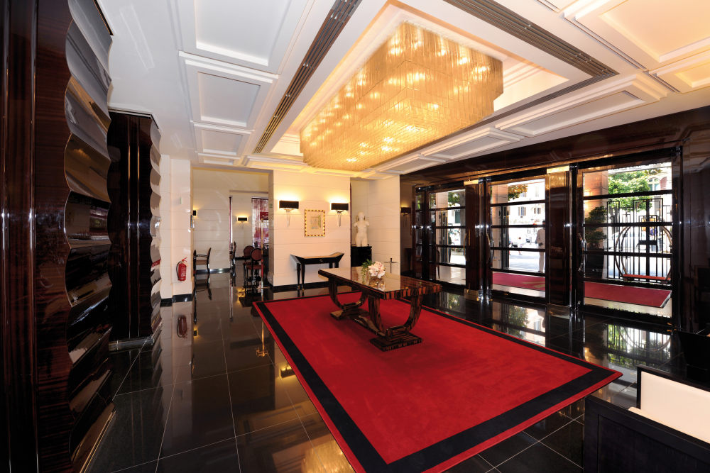 罗马威尼托卓美拉酒店 Jumeirah Grand Hotel via Veneto_Jumeirah_Grand_Hotel_Via_Veneto_-_The_entrance(1).jpg