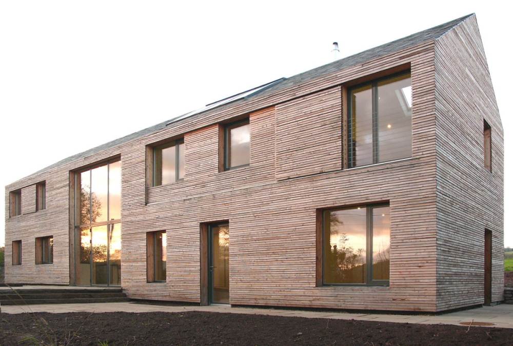 英国威尔士-Ty Pren Eco-House_17_Feilden-Fowles_Ty-Pren_Solar-Facade.jpg