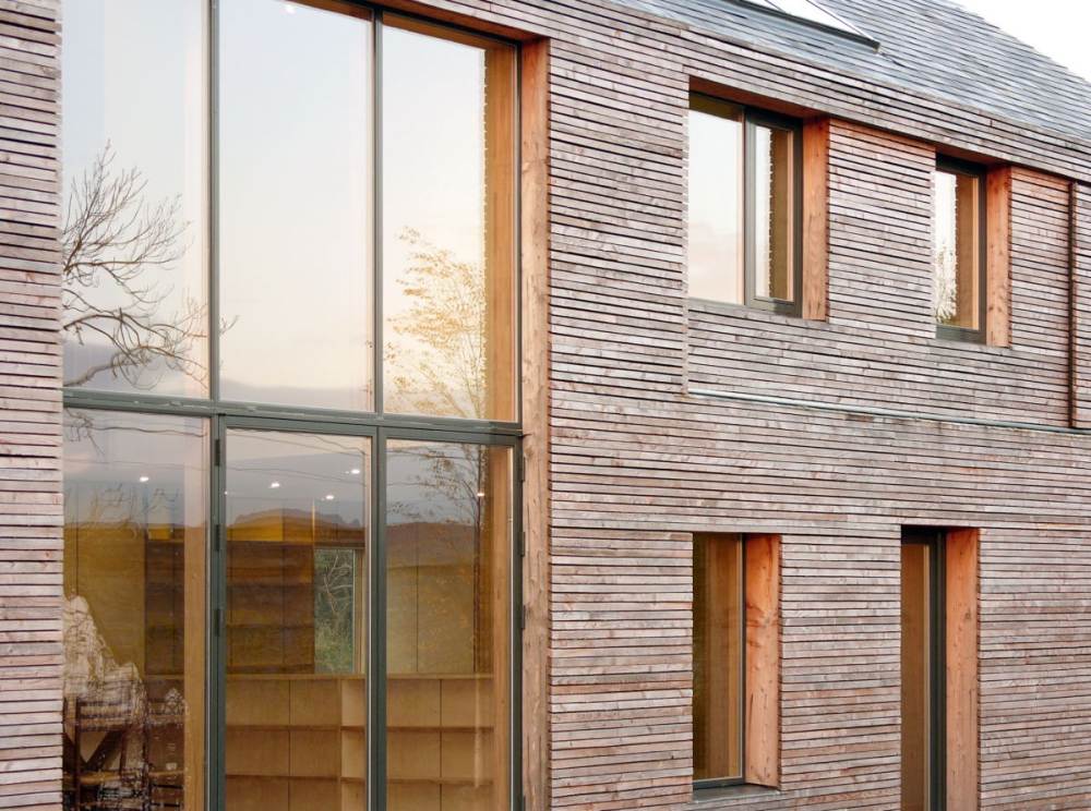 英国威尔士-Ty Pren Eco-House_18_Feilden-Fowles_Ty-Pren_Solar-Facade-Detail.jpg