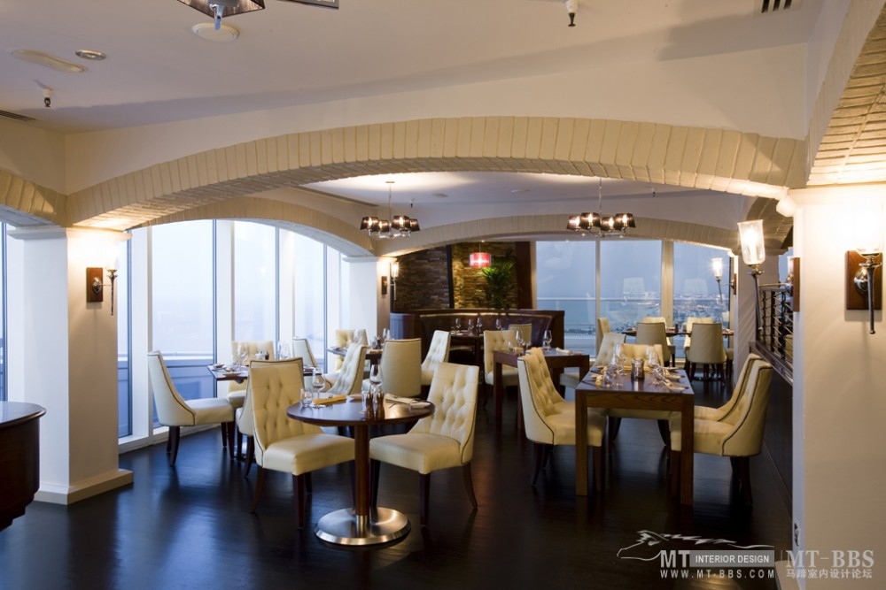 迪拜卓美亚海滩酒店 Jumeirah Beach Hotel_Jumeirah_Beach_Hotel_-_La_Parillia_-_Restaurant_3.jpg