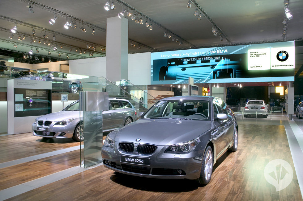 BMW汽车展厅_DP_IMG_BMW-Messen_01.jpg